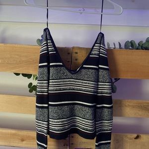 Deep V-Neck Crop-top